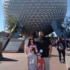 Meet your Posher, Liz